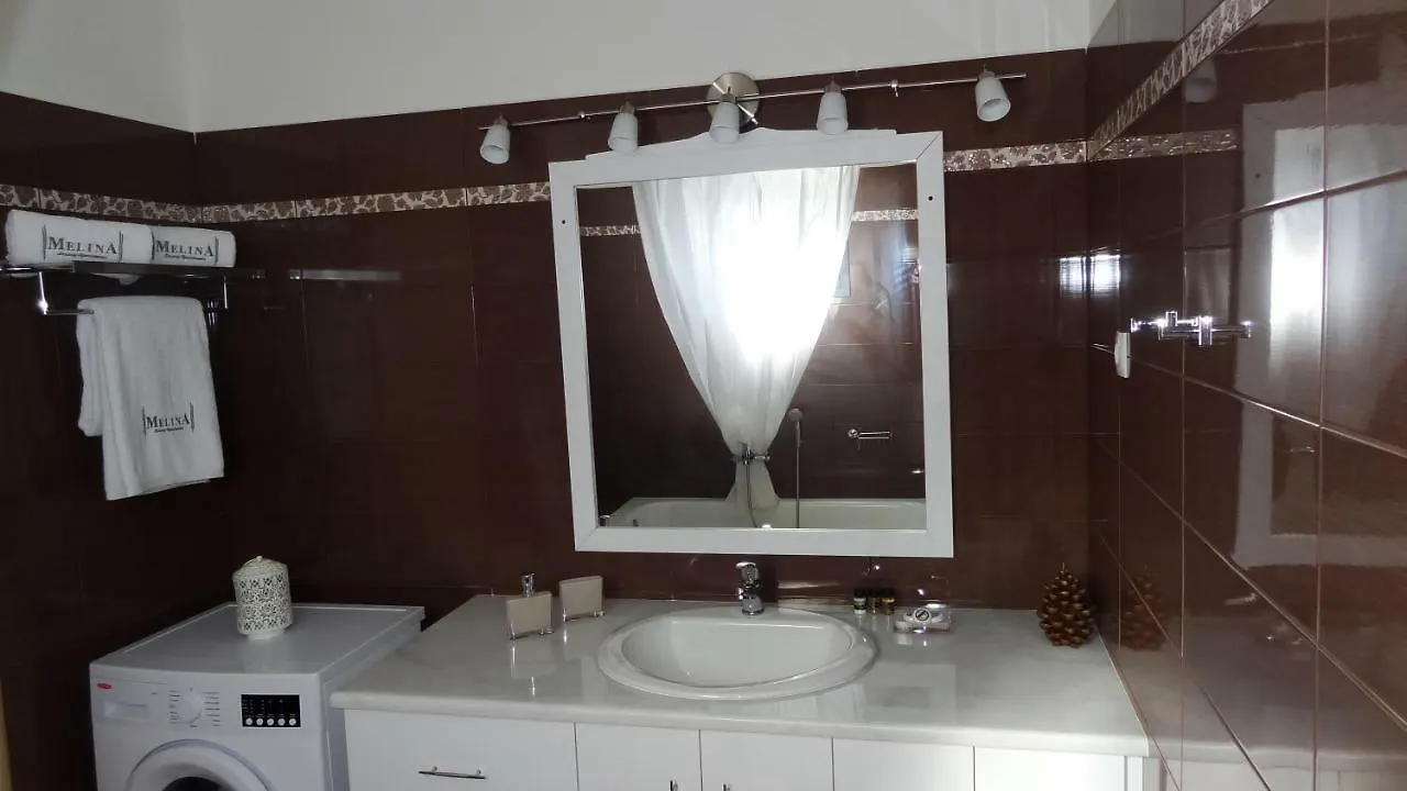 Melina Apartments Pool View Аргостолион