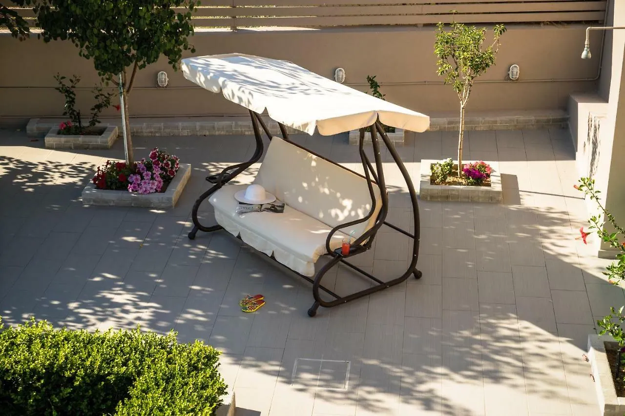 Melina Apartments Pool View Аргостолион
